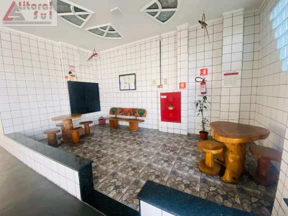 Imagem Apartamento à venda em Praia Grande-SP, bairro Ocian: 1 quarto, 1 sala, 1 banheiro, 1 vaga, 28m². Venha conferir!