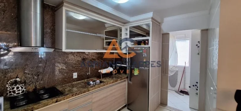 Imagem Apartamento mobiliado com 1 suíte mais 1 dormitório e demais cômodos na quadra mar na praia de Gravatá em Navegantes a venda com a Imobiliária Adriano Carpes