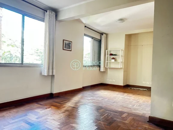 Imagem Ótimo apartamento com 109m² em Moema Pássaros Living amplo com janelões, o terceiro dormitório ...