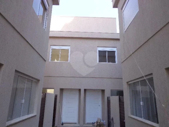 Imagem Casa à venda com 3 quartos, sendo 1 suíte, no condomínio Professor Teot?nio Monteiro de Barros Filho, São Paulo - SP
