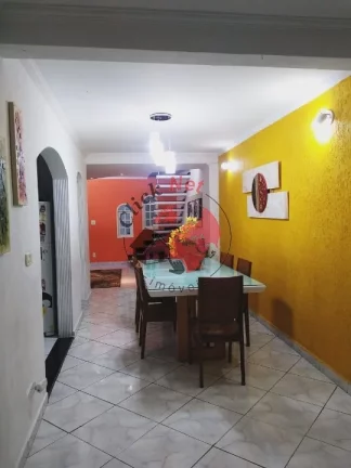 Imagem Ótimo Sobrado com 3 suítes e 3 vagas à Venda no bairro Montanhão, São Bernardo do Campo - Estuda permuta