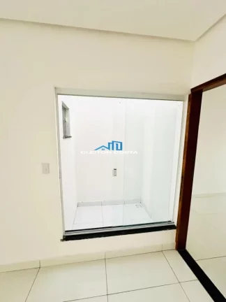 Imagem Casa para Venda em Feira de Santana, Mangabeira, 2 dormitórios, 1 banheiro, 2 vagas
