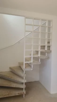Imagem Sobrado com 2 dormitórios à venda, 67 m² por R$ 430.000,00 - Jardim Modelo - Suzano/SP