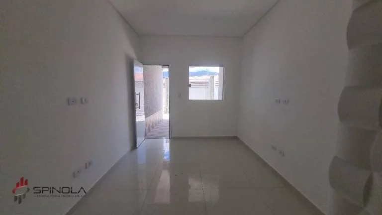 Imagem Sobrado com 2 dormitórios à venda, 69 m² por R$ 370.000,00 - Vila Caiçara - Praia Grande/SP