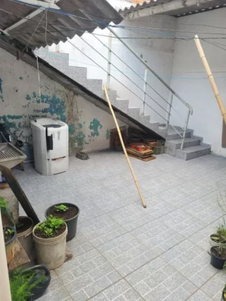 Imagem Sobrado com 2 dormitórios à venda, 137 m² por R$ 370.000,00 - Cidade Boa Vista - Suzano/SP