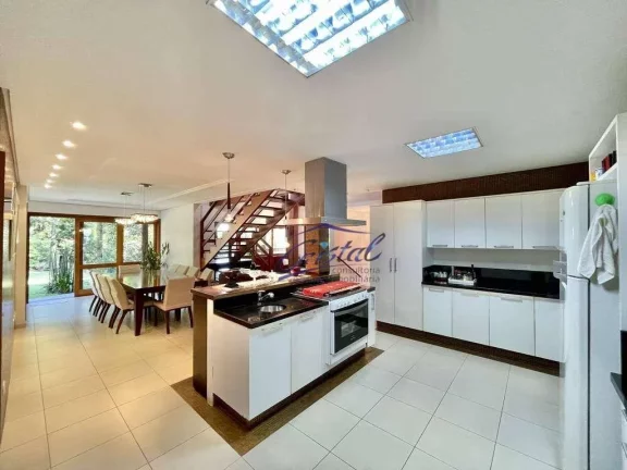 Imagem Casa com 5 dormitórios (3 suítes) à venda, 446 m² - Granja Viana - Fazendinha - Carapicuíba/SP