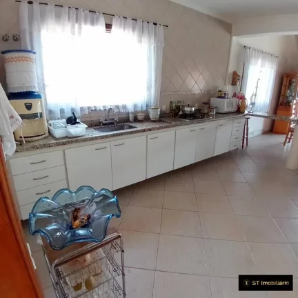 Imagem Chácara à venda em Condomínio - Piracaia/SP Fácil Acesso, por R$1.080.000!