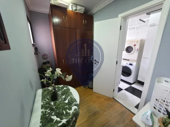 Imagem Imóvel de luxo na Vila Mariana: Apartamento de 4 suítes, 5 banheiros e 4 vagas de garagem em São Paulo-SP.