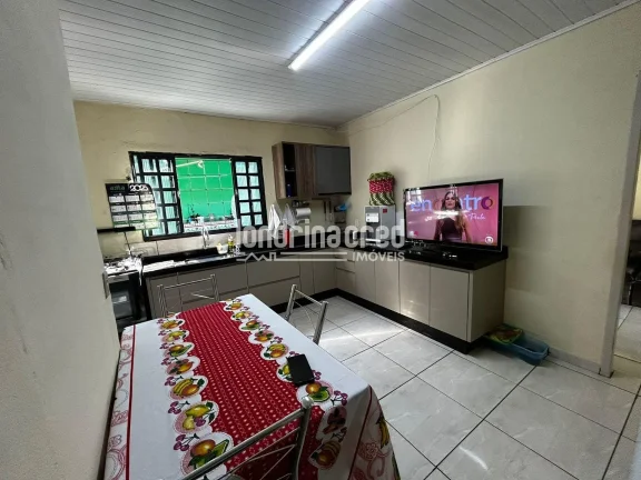 Imagem Oportunidade Única na Zona Norte! Casa com 3 quartos, quintal espaçoso e 200m² de terreno, ao lado da Av. Saul Elkind, perto de tudo que você precisa!