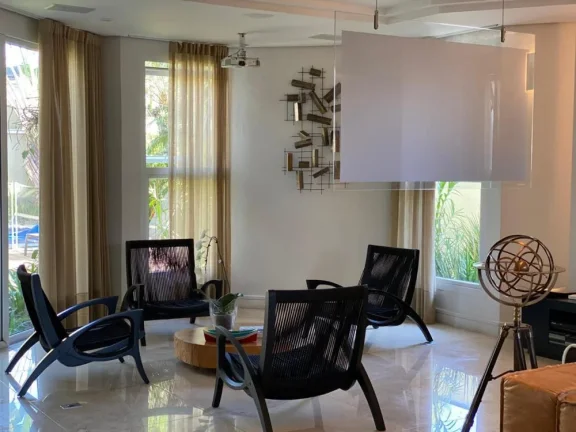Imagem Casa no Res. Morada dos Lagos - 590m²