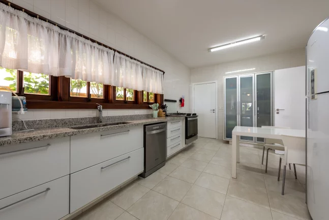 Imagem CASA DE CONDOMÍNIO RESIDENCIAL em SÃO SEBASTIÃO - SP, MARESIAS