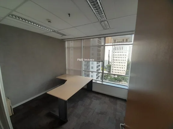Imagem Conjunto Comercia no Brooklin com 306,35m² de área