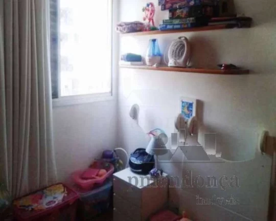 Imagem Excelente cobertura trilex. 1º Piso com living amplo para 2 ambientes, 3 dormitórios sendo 2 suít...