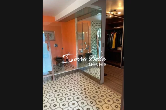 Imagem Casa com 6 dormitórios à venda, 374 m² por R$ 1.586.000,00 - Golfe - Teresópolis/RJ