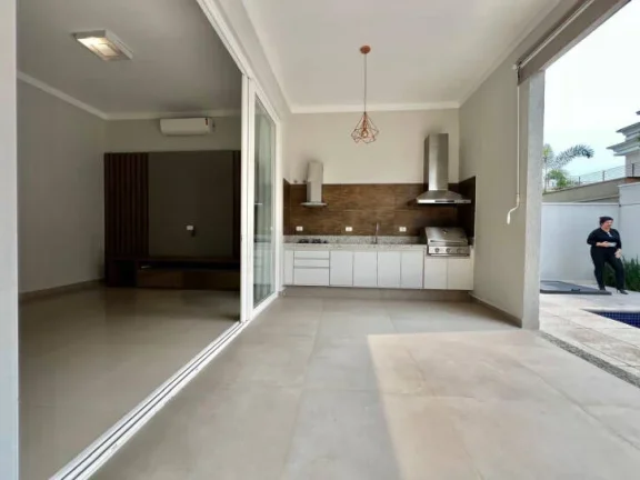 Imagem Casa térrea, 3 dormitórios ( 3 suítes), 4 vagas, Jardim do Golfe, Urbanova.