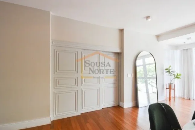 Imagem Apartamento com 141 m², com 3 dormitórios, sendo 1 suite, 2 banheiros, Imóvel amplo, bem iluminad...