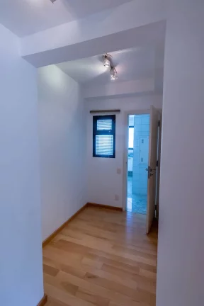 Imagem Muito espaço e muita tranquilidade no meio do Itaim!