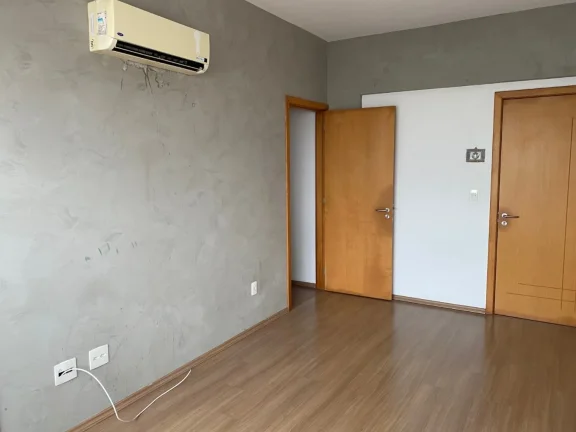 Imagem Ótimo apartamento a venda em Santos na Vila Belmiro, vazio.