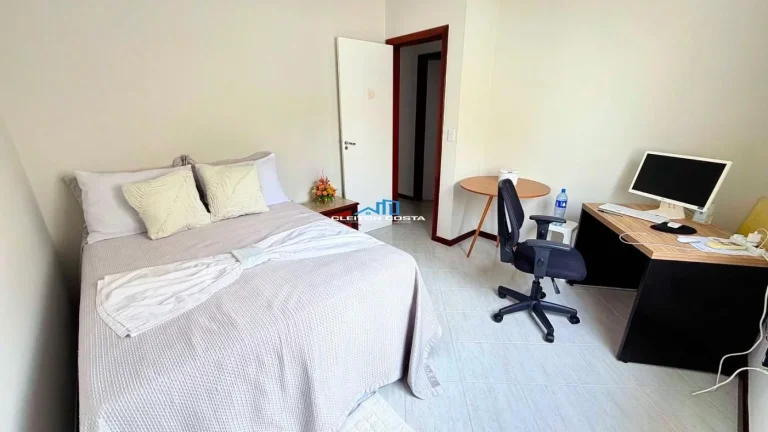 Imagem Casa para Locação em Feira de Santana, SIM, 3 dormitórios, 1 suíte, 2 banheiros, 2 vagas