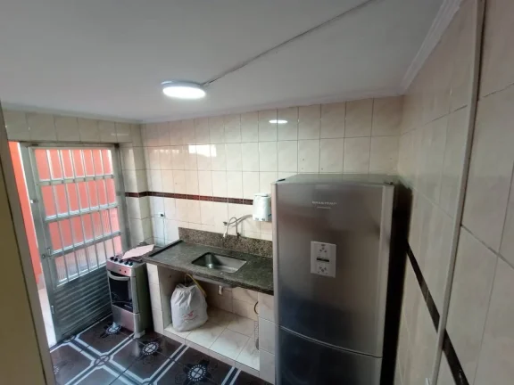 Imagem Alugo Sobrado na Vila Valparaiso