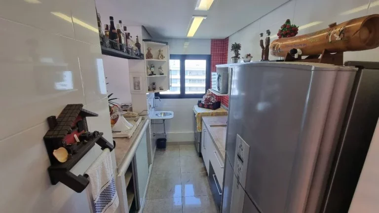 Imagem Flat com 3 dormitórios à venda, 113 m² - Pitangueiras - Guarujá/SP