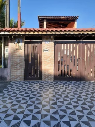 Imagem Casa para Venda em Itanhaém, Vila Loty, 2 dormitórios, 1 suíte, 2 banheiros, 2 vagas