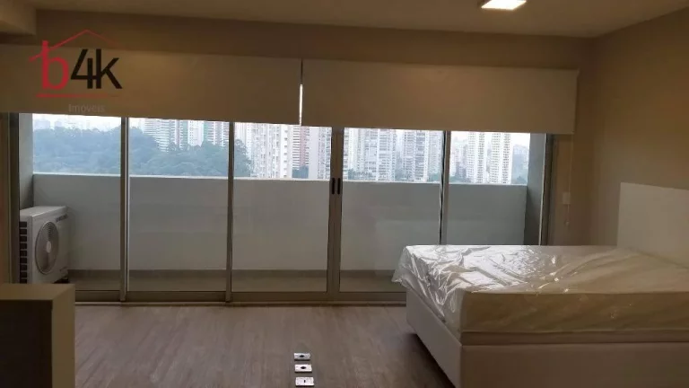 Imagem Apartamento com 1 dormitório para alugar, 50 m² na Chácara Santo Antônio