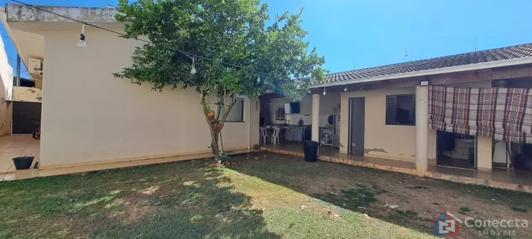 Imagem Casa à Venda no Jardim Céu Azul em Patos de Minas – 3 Quartos, Suíte, Área Gourmet e Escritório por R$ 750 mil
