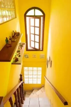 Imagem Casa com 158 m² 3 Dormitorios e 2 Banheiros 2 Vagsas de Gargens