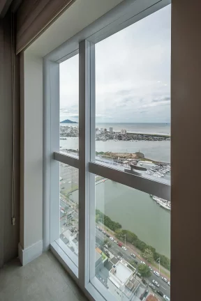 Imagem Apartamento com 3 dormitórios à venda sendo 3 suítes, 328.96 m² por - R$ 8.750.000,00 - Fazenda - Itajaí/SC