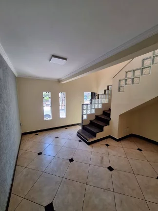 Imagem TOPISSIMA CASA NO CENTRO DE BIRIGUI ALUGA-SE E VENDE-SE 02 DORMT.