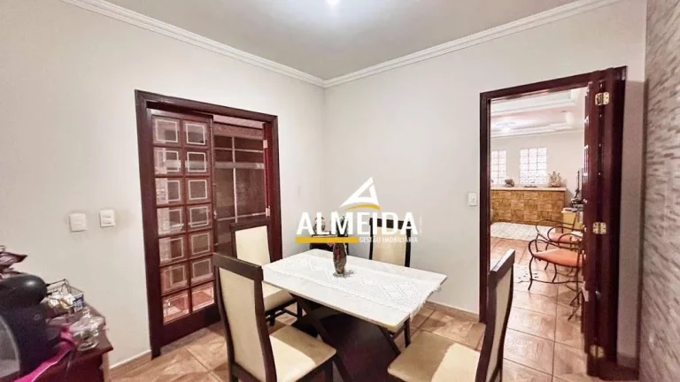 Imagem Casa com 2 dormitórios à venda, 121 m² por R$ 380.000,00 - Jardim Luciana - Santa Gertrudes/SP