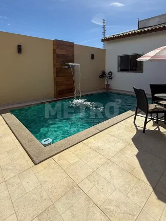 Imagem Casa à venda em condomínio, 3 suítes, Área gourmet ampla, piscina, Petrolina-PE