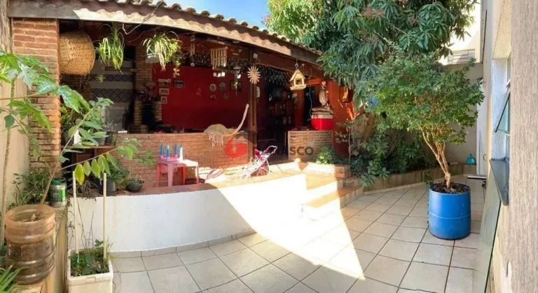 Imagem Sobrado à venda 2 Quartos, 2 Suites, 3 Vagas, Santa Paula, São Caetano do Sul - SP