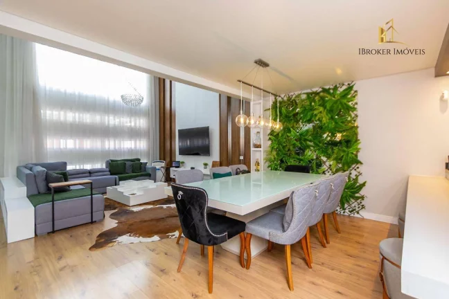 Imagem Sobrado mobiliado com 3 suítes à venda, 185 m² por R$ 1.530.000 - Uberaba - Curitiba/PR
