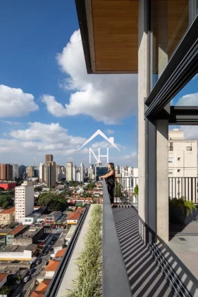 Imagem Studio mobiliado de 49m com 1 dormitório, amplo terraço, área de serviço,1 vaga,Espaço Gourmet,Academia,Quadra de Squash,Piscina Aquecida,Playground