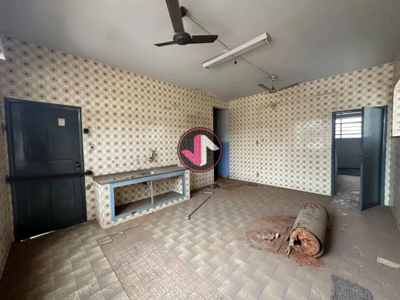 Imagem Aproveite a oportunidade de adquirir um imóvel comercial de alto padrão em Cuiabá, localizado no ...