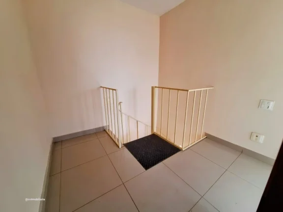 Imagem Excelente localização! Rua Netuno nº 141 esquina com Rua Saturno, próximo a Avenida Contagem e A...