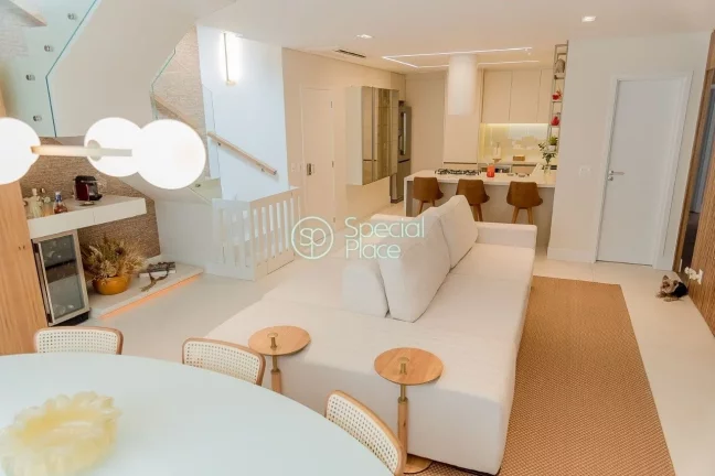 Imagem Cobertura 100% reformada para venda em Campo Belo. *230m² privados *3 dormitórios sendo 3 suites *...