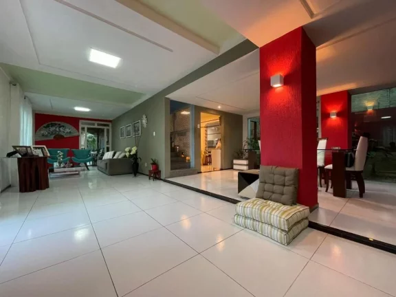 Imagem Casa à venda no bairro Coroa do Meio em rua pública - Confira detalhes!