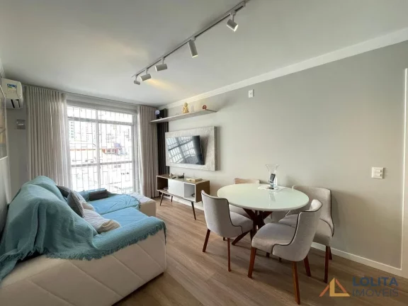 Apartamento de 1 quarto com sacada e garagem coberta no Trindade, Florianópolis-SC