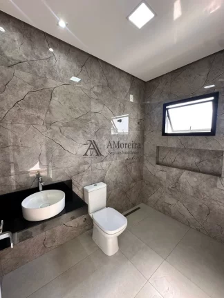 Imagem Maravilhosa casa em loteamento fechado à Venda em Jundiaí-SP, 3 Suítes e 4 Vagas de Garagem no Reserva Ermida!