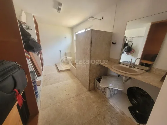 Imagem Casa Padrão à Venda em Lagoa Nova, Natal - 4 Dormitórios
