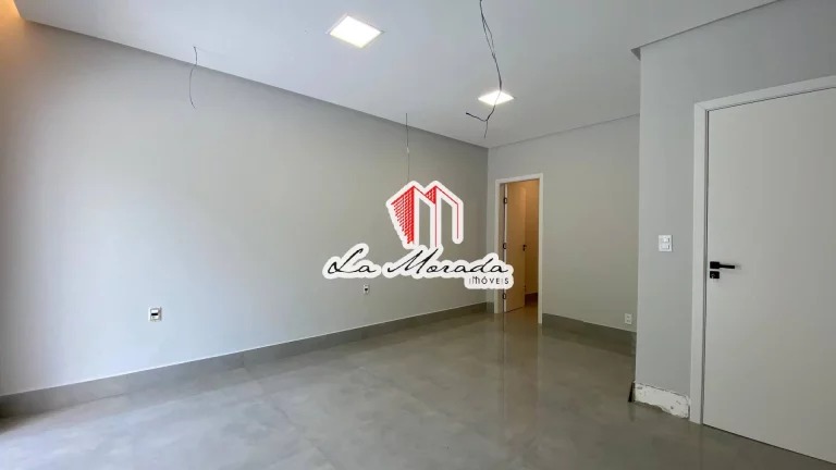 Imagem Mosaico Ponta Negra, Casa com: 234,21m² I 3Suítes, 04 vagas!