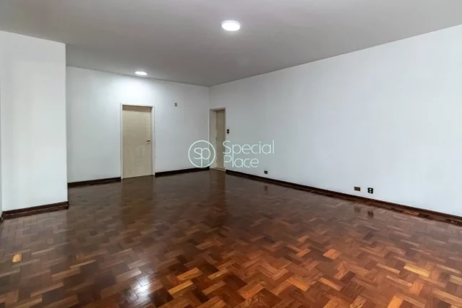 Imagem Esse apartamento é aquele imóvel que podemos chamar de "tela em branco", pois será vendido sem re...
