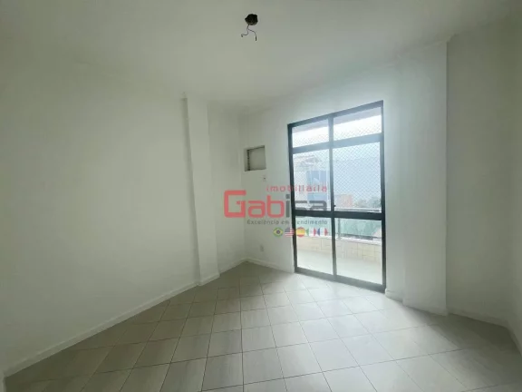 Imagem Apartamento com 2 dormitórios à venda, 150 m² por R$ 680.000 - Passagem - Cabo Frio/RJ