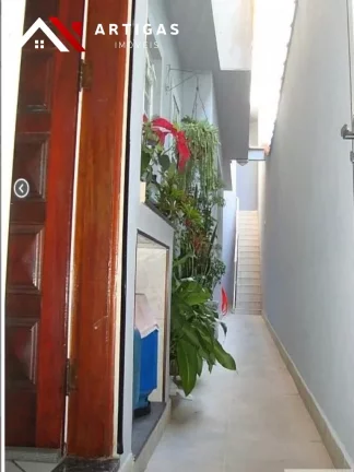 Imagem Sobrado á venda em Santo André 194 m² 4 dormitórios 2 vagas