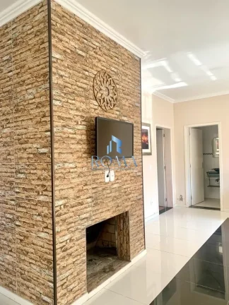 Imagem Casa 4 dormitórios à venda Camobi Santa Maria/RS