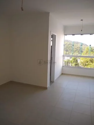 Imagem Sobrado Triplex com 3 suítes no bairro Ariribá em Balneário Camboriú