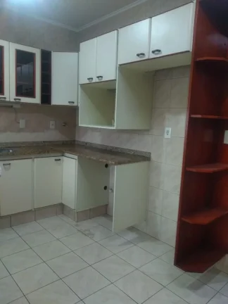 Imagem Excelente apto Ed. Flavia com portaria virtual, repleto de armários, sol da manhã nos quartos e sa...
